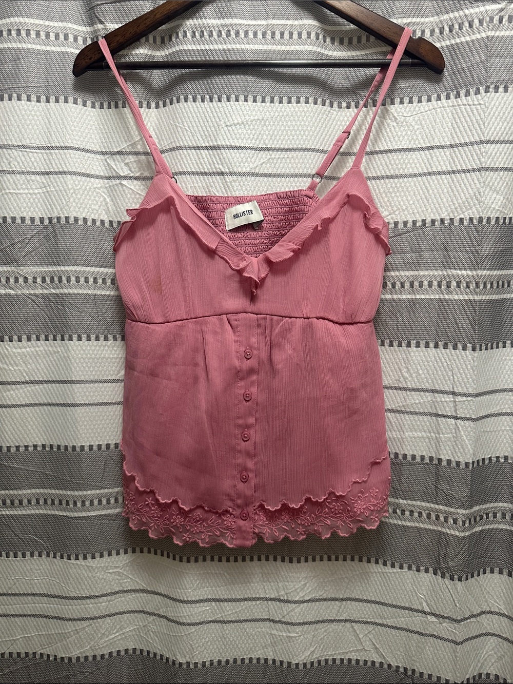 Hollister Rose Pink Ruffle Lace Button Cami
